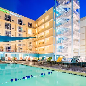 Hotel Express & By Ihg, Nassau