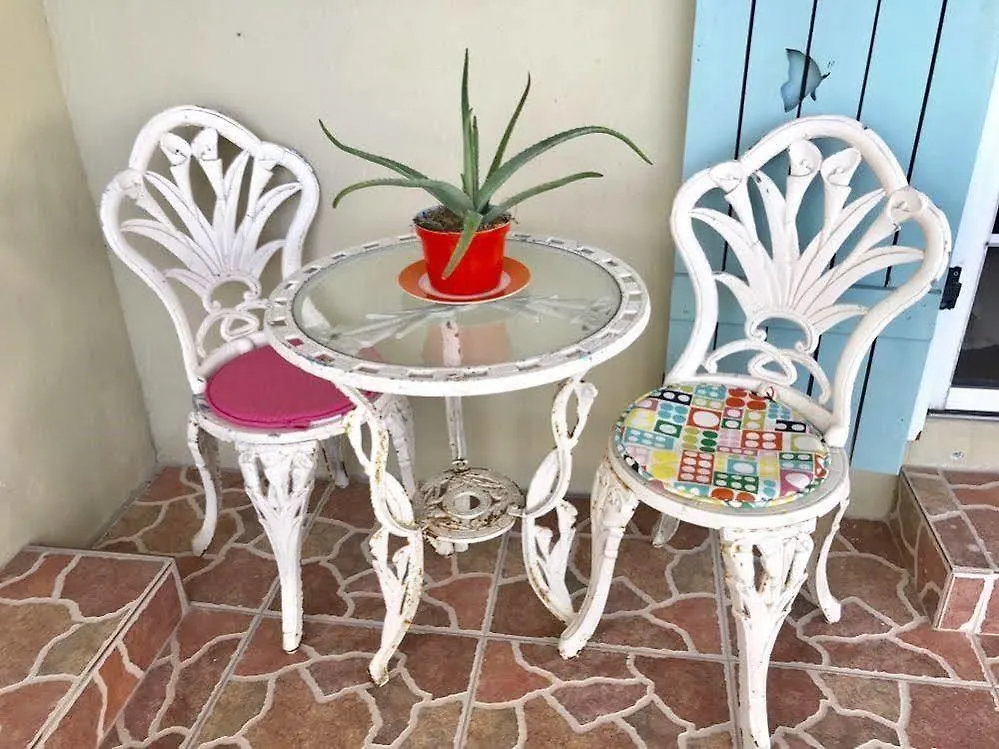 Carlas Cottage Nassau 3*,  Bahamas