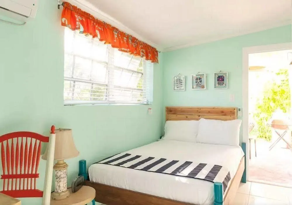 Carlas Cottage Nassau